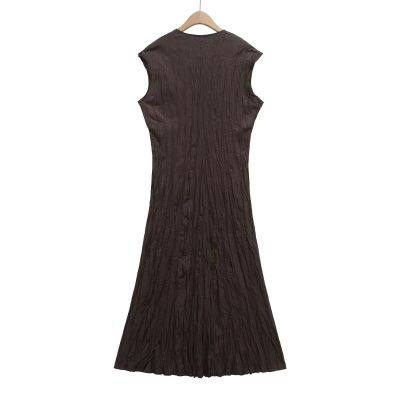 Spring 2025 new women's clothing with European and American temperament, V-neck short sleeved pleated mid length dress