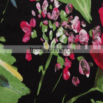 China Textiles 100% Cotton Fabric Flower Printing for Fashion One-piece Dress photo-4