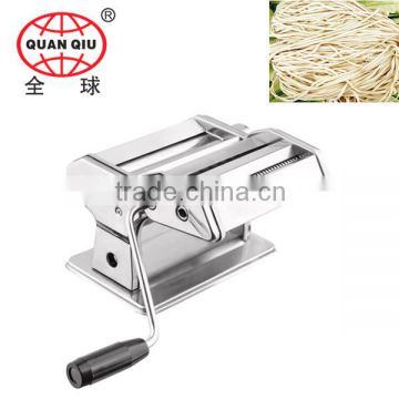 Chinese hand-operated noddle making machine