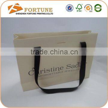 Custom Logo Design Printed Fashion Paper Bag Packaging Supplier