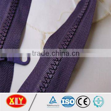 High Quality Ykk Color Custom Puller Plastic Zipper , Jacket Zipper photo-2