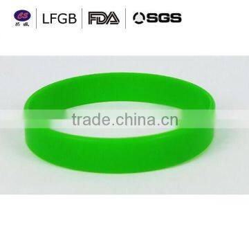 Factory Directly Sell Cheap Valentine Silicone Bracelet /cheap Custom Silicone Bracelets photo-4