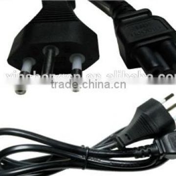 Power cable with IEC C5 connector