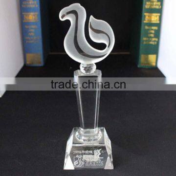 cheap sandblastaing medium size crystal trophy