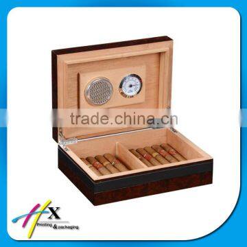 Medium-Sized Single Layer Cigar Box with T-type Hinge for Sales