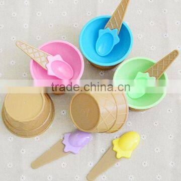Set of 4pc Plastic Ice Cream Serving Bowls With Spoons photo-5