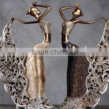 Delicate two dancing femal metal sculpture for home decoration