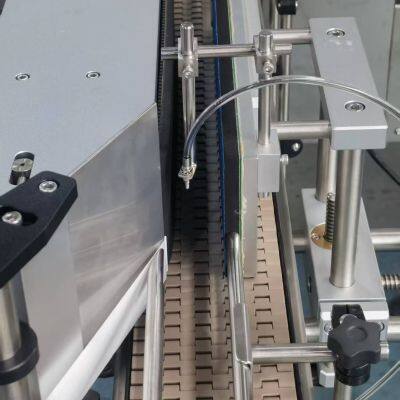 High-Speed Automatic Labeling Machine BPT-200 With 200 Bottles/Minute Capacity photo-3