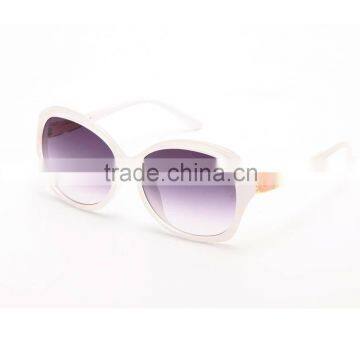 Popular in USA Metal Chain Fashion Women Sunglasses photo-5