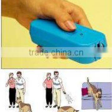 Ultrasonic Sound Pet Trainer for Dogs and Cats photo-3