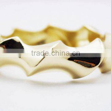 China Manufactury Alloy Jewelry Bangles Gold Plated Bangle Band photo-2
