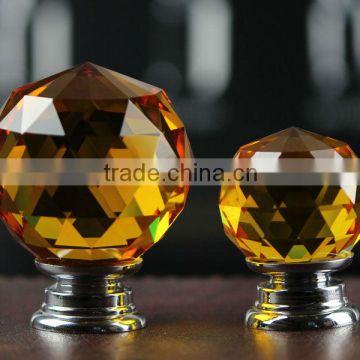 Clear Amber Crystal Glass Knob Crystal Cabinet Knobs                        
                                                Quality Choice