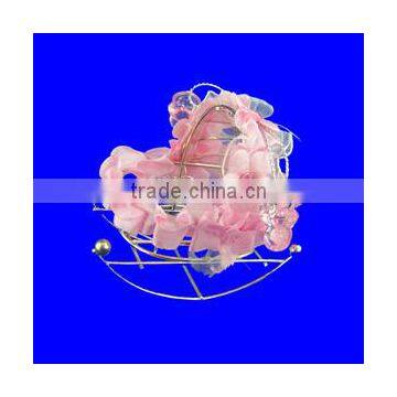 OEM new products metal Bee Rock n Rolla with lace plastic candy bag for baby gift
