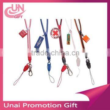 New design plastic zipper lanyard/lanyard strap with Label