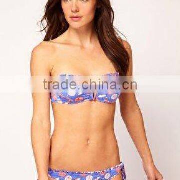 Umbrella Print Frill Trim twisted bandeau bikini