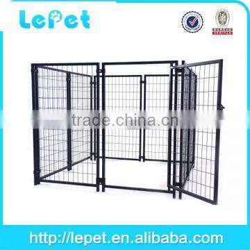 large outdoor wire mesh steel bar fence