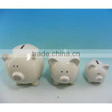 Cute ceramic piggy money bank