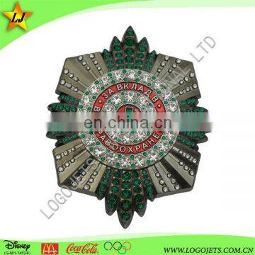 High Quality Wholesale Custom Cheap bronze metal badge with love