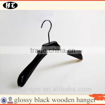 black customize wooden material kids hanger suit hanger