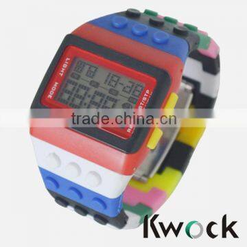 High Quality Sport Digital Silicone Watch With Quartz Movement and Made of Plastic Case Reach 3ATM Water Resistance photo-2
