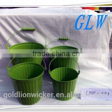 Natural handle color small metal bucket for kids