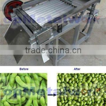 Bean shelling machine