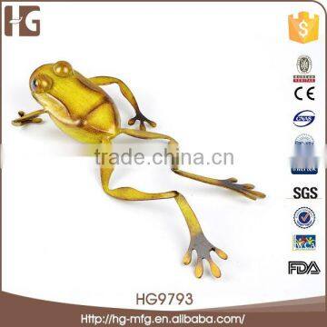 Top quality gold frog iron garden ornaments stone