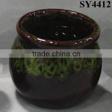 Round glazed ceramic office pot