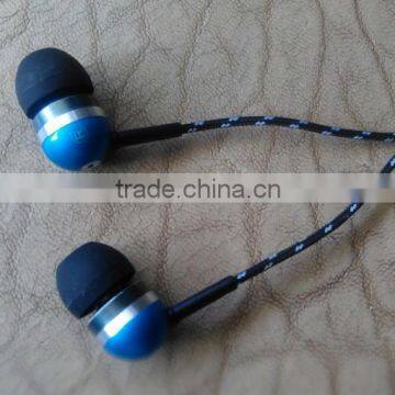 new design headphone and earphone ,braided wire metallic earphones and headphone wtih microphone                        
                                                Quality Choice