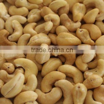 raw cashew nuts