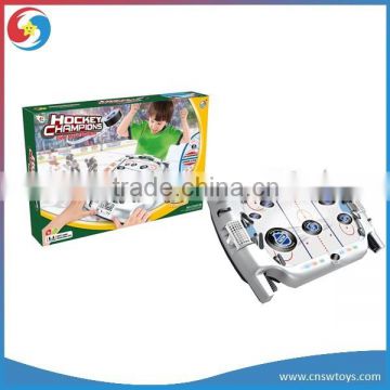 YX2804815 Battery opetated floating light musical ice hockey toy