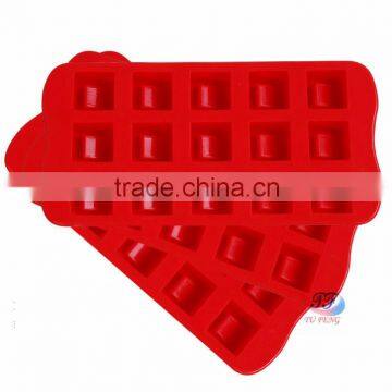 2015 Factory Price OEM Logo Novelty Silicone Ice Cream Mould photo-3