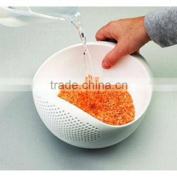 Multi-Function Bowl with Integrated Colander