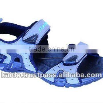 Customized leather sandal slipper for men flat heel and anti-slip
