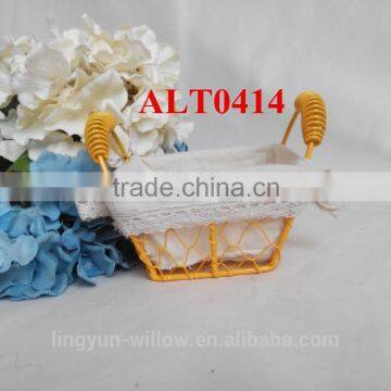 wholesale small iron basket with lining for storage