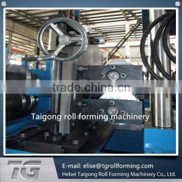 Supermarket rack shelf roll forming machine / shelf baffle plate roll forming machine