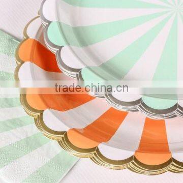 Candy Stripes party tableware Scalloped Stripe 7" Party Plates