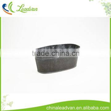 Bulk Decorative Black Oval Shape Planter Metal Flower Pot With Vertical Stripes photo-3