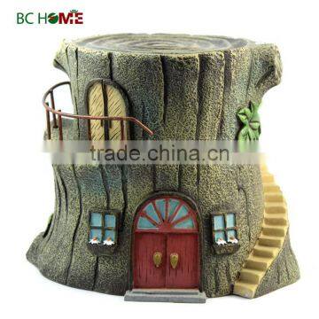 2015 new hot sale resin stump house two-layer with stairs out side