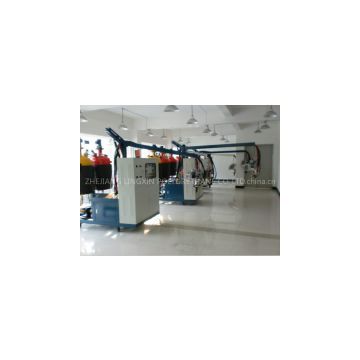 Polyurethane foaming machine for imitation flower