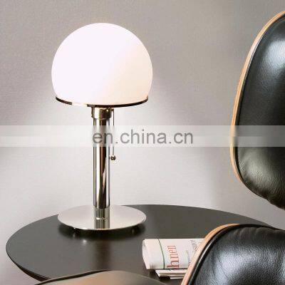 Desk Lamp Modern Simple Home LED Table Lamps Luxury Decoration Modern Style LED Desk Light