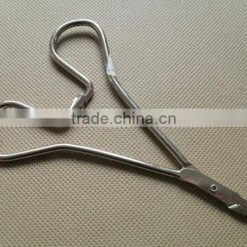 Disposable hemostat