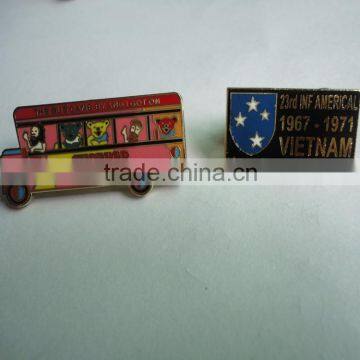 cute car shape badge with animals for children gifts