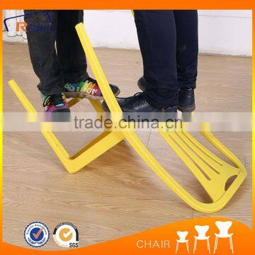 Classic Design Home Furniture Plastic Dining Chair