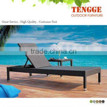 Outdoor furniture rattan wicker chaise lounge chairs sex chair