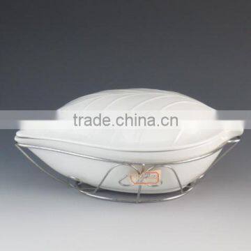 leaf shape white porcelain casserole with iron rack