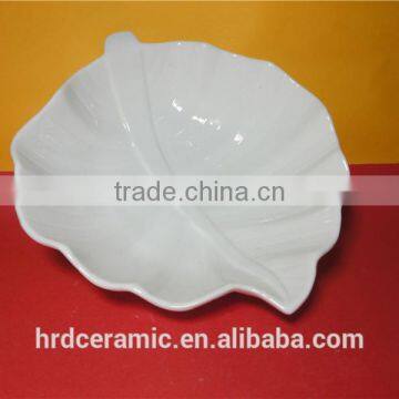 High Quality Star Hotel White Ceramic Large Sized Leaf Shaped Fruit Dish