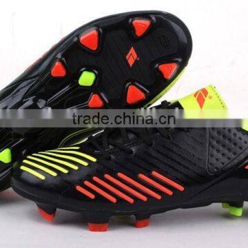 Fashion Stylish Indoor Brand Name Football Soccer Shoes for Men Women Children Sport on the Grass photo-2
