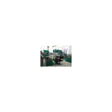Rubber vulcanizing press (pole type)