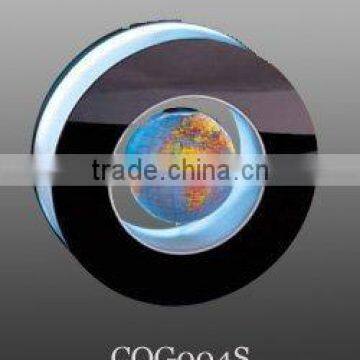 auto spinning and floating globe
